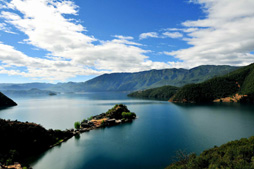 泸沽湖美景