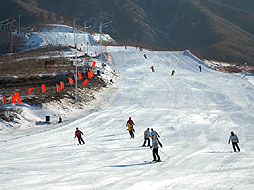 何家沟滑雪场