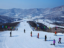何家沟滑雪场