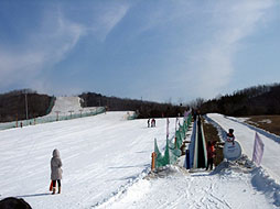 铭湖滑雪场雪道