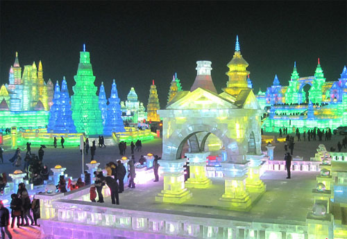 2012年黑龙江冰雪大世界冰灯图片