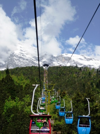玉龙雪山牦牛坪索道